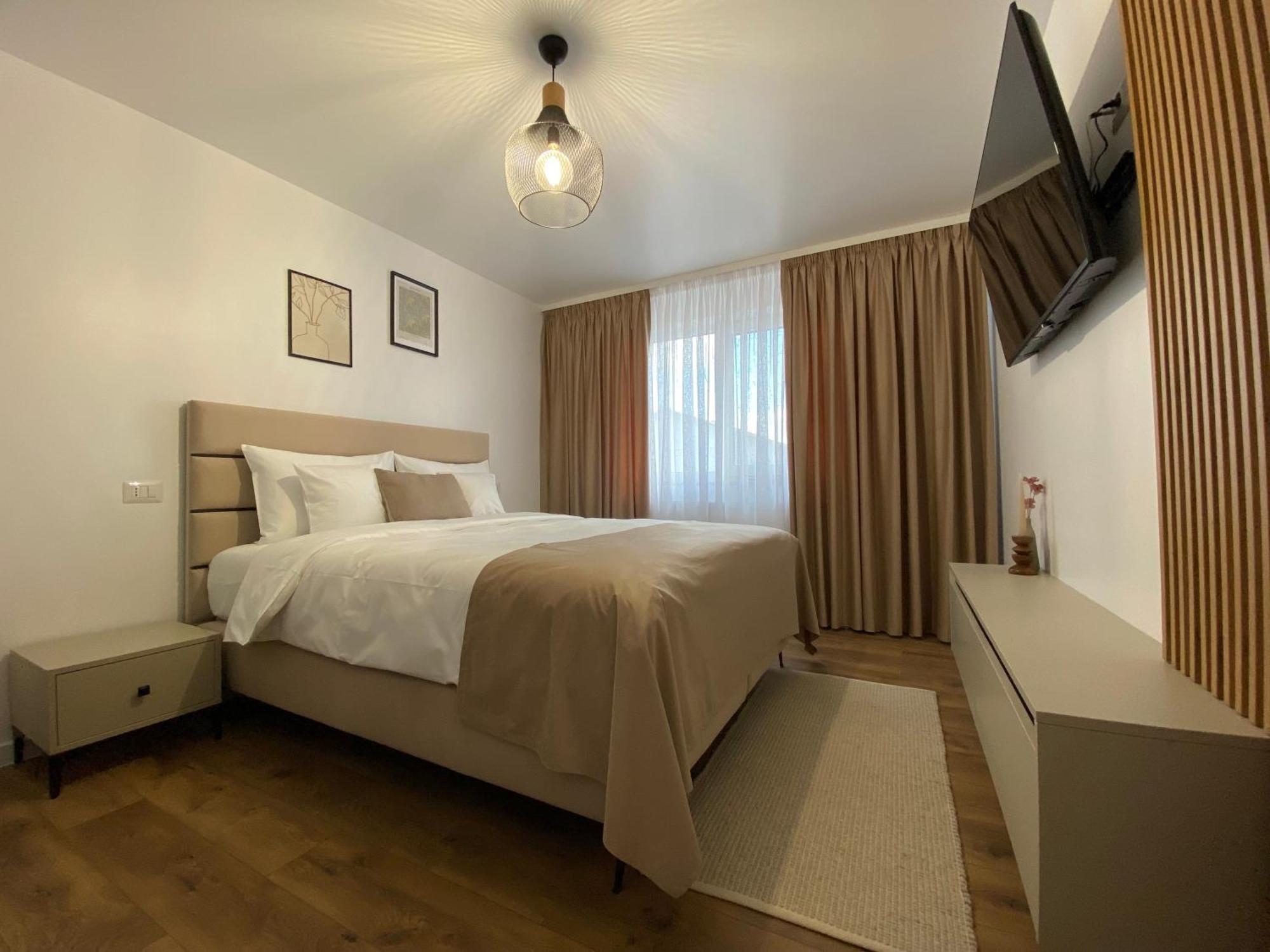 Cosy Apartments & Bistro Pufesti Buitenkant foto
